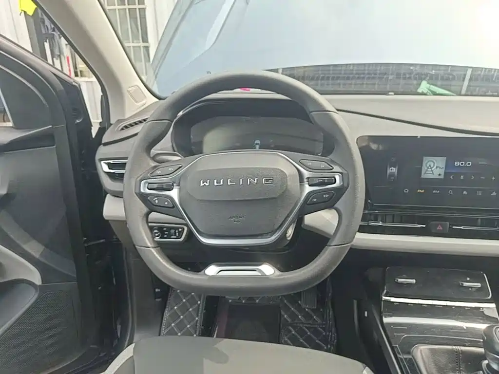 Wuling Victory — миниатюра 11