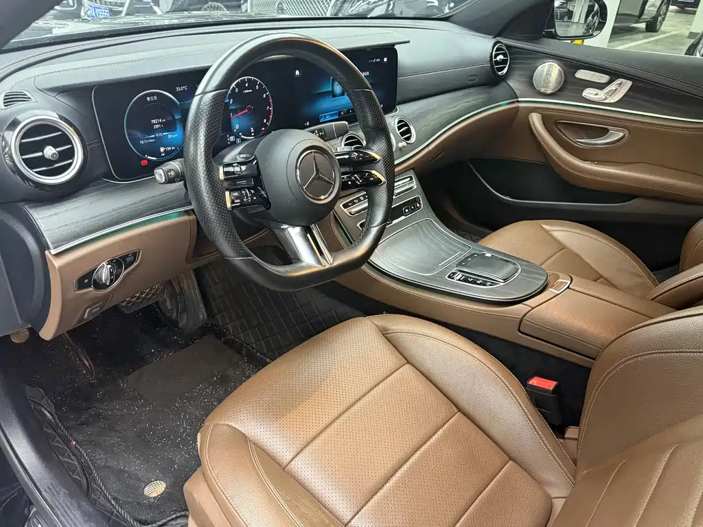 Mercedes-Benz E-Class — миниатюра 7