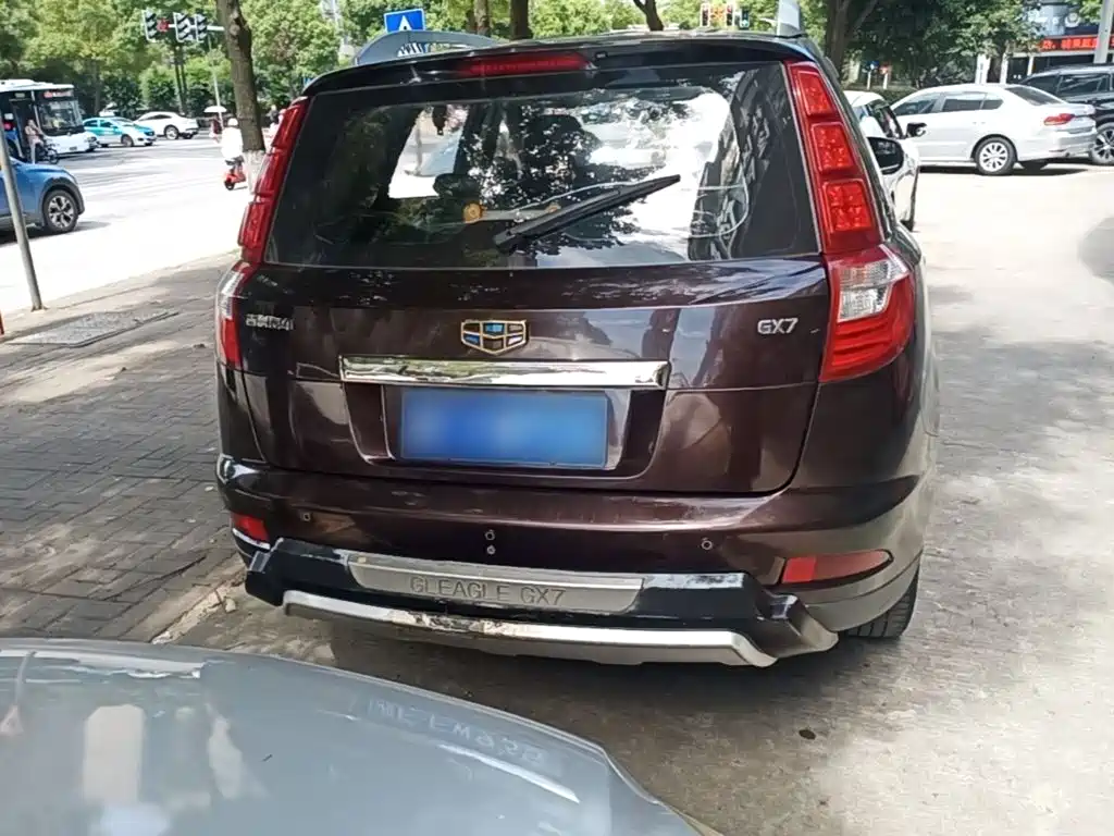 Geely GX7 — миниатюра 6