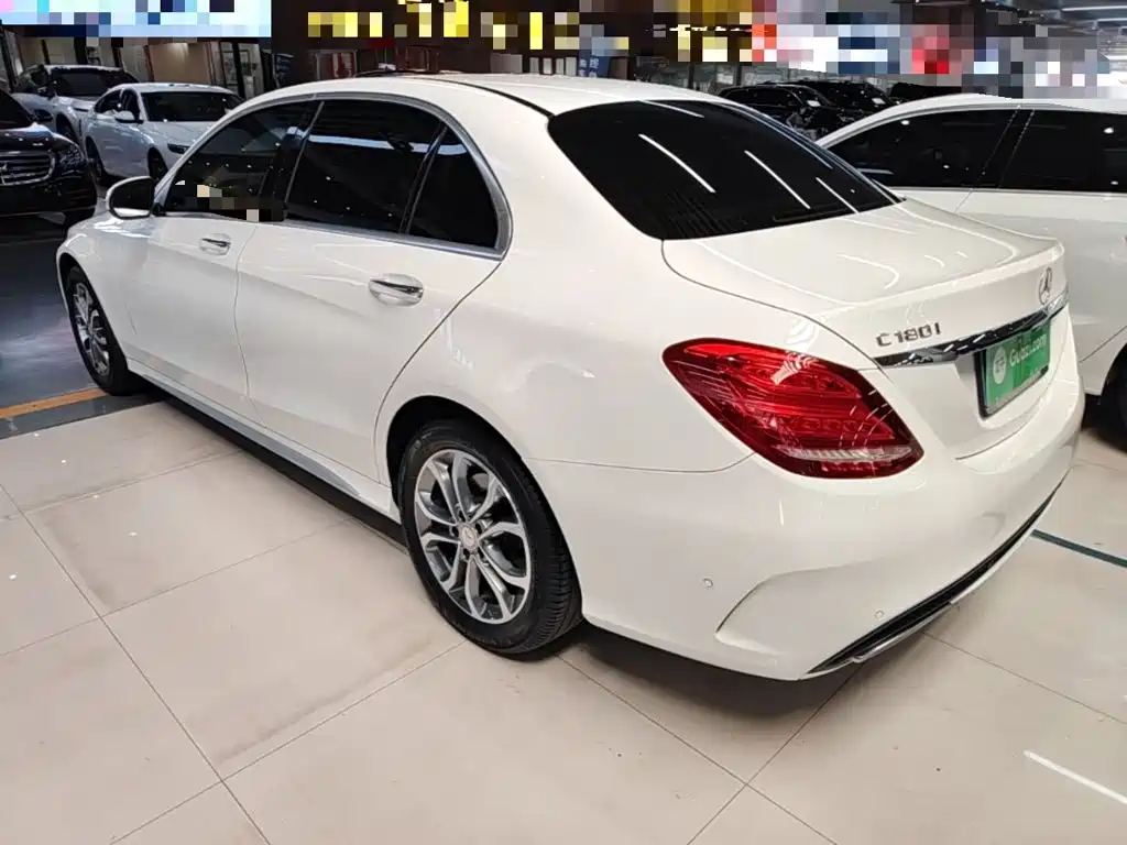 Mercedes-Benz C-Class — миниатюра 5