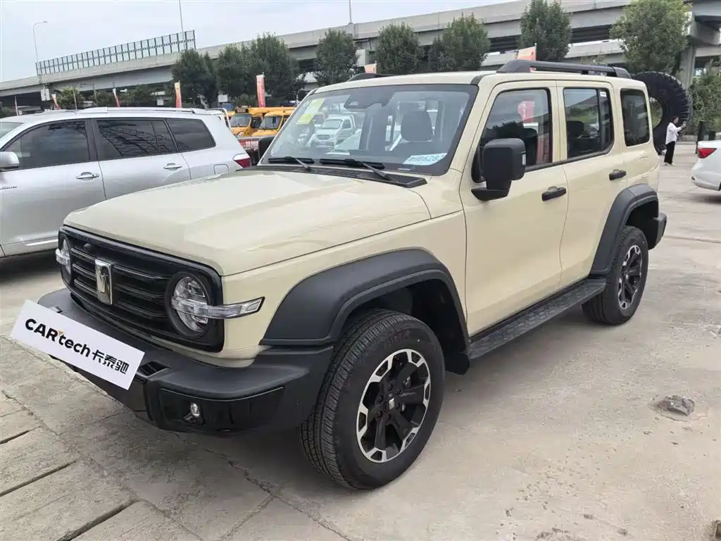 Tank 300 2025 Hi4-T 36.7kWh