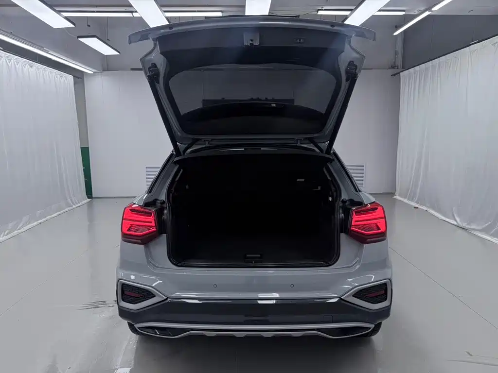 Audi Q2L — миниатюра 15
