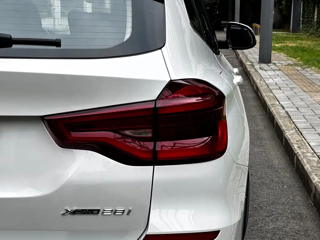 BMW X3 — миниатюра 11