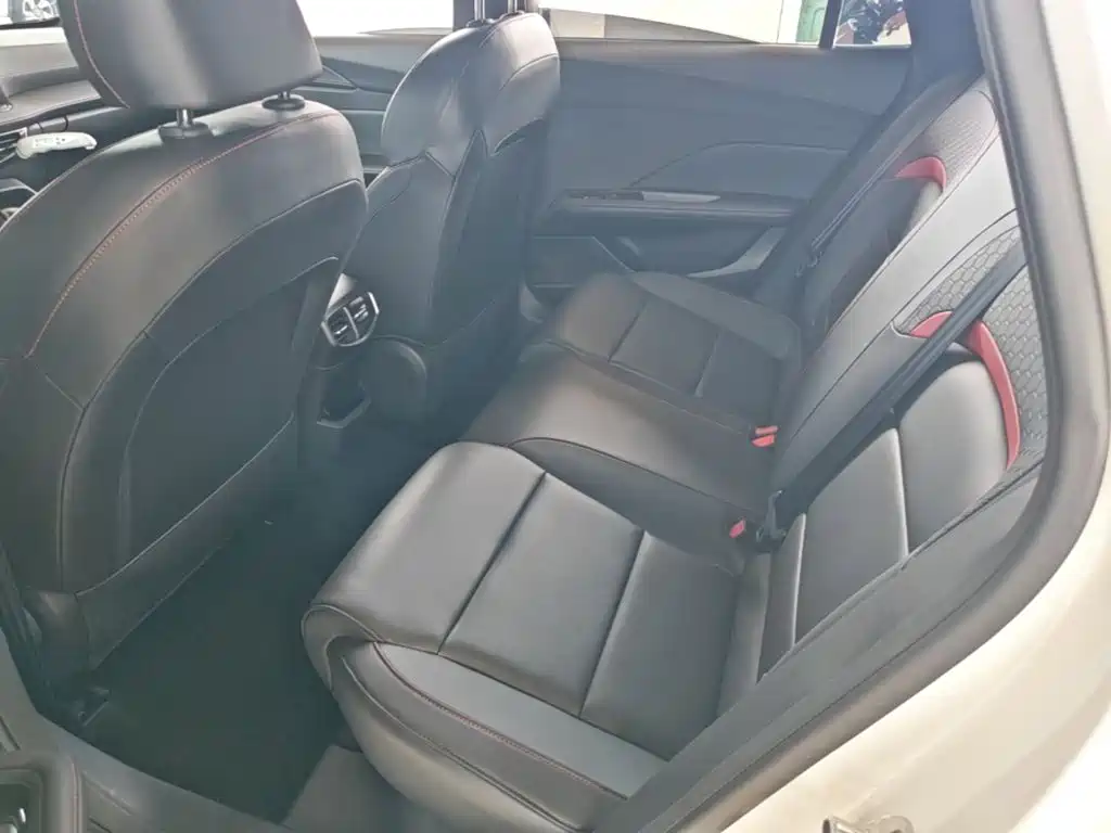 MG MG5 — миниатюра 17