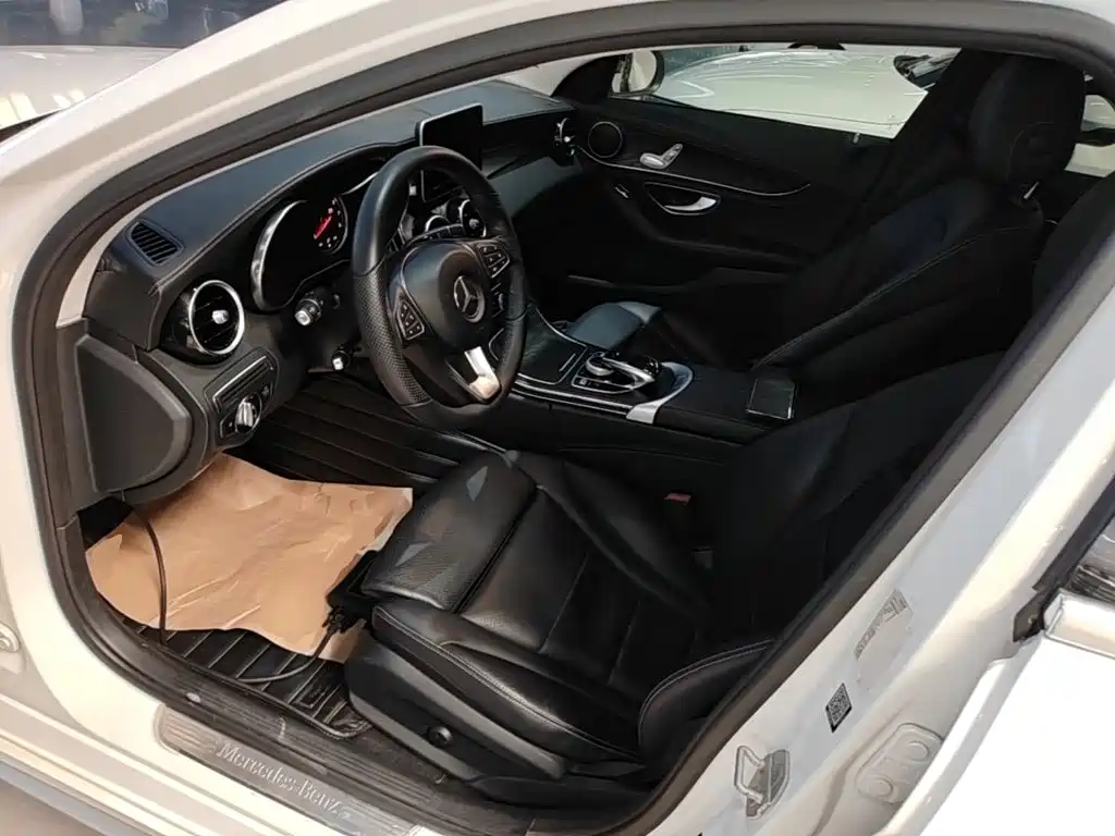 Mercedes-Benz C-Class — миниатюра 15