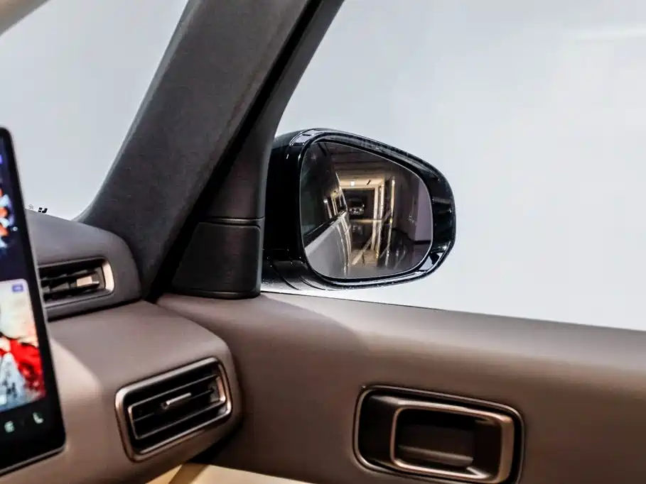 Li Auto Li MEGA — миниатюра 36