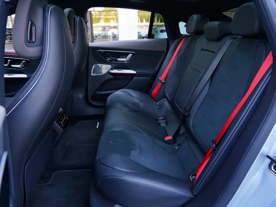 MERCEDES-BENZ EQE AMG