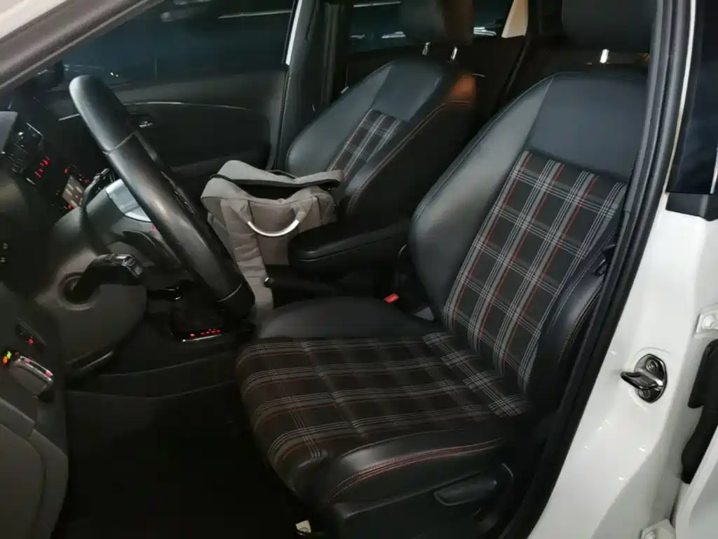 Volkswagen Polo — миниатюра 15