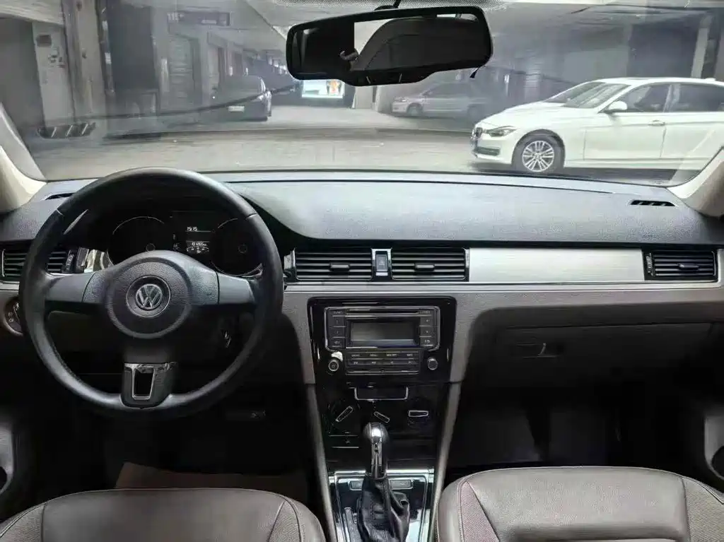 Volkswagen Bora — миниатюра 6