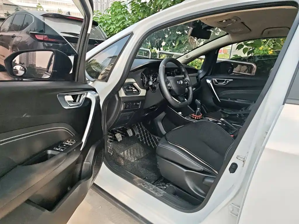 Geely Vision X3 — миниатюра 12