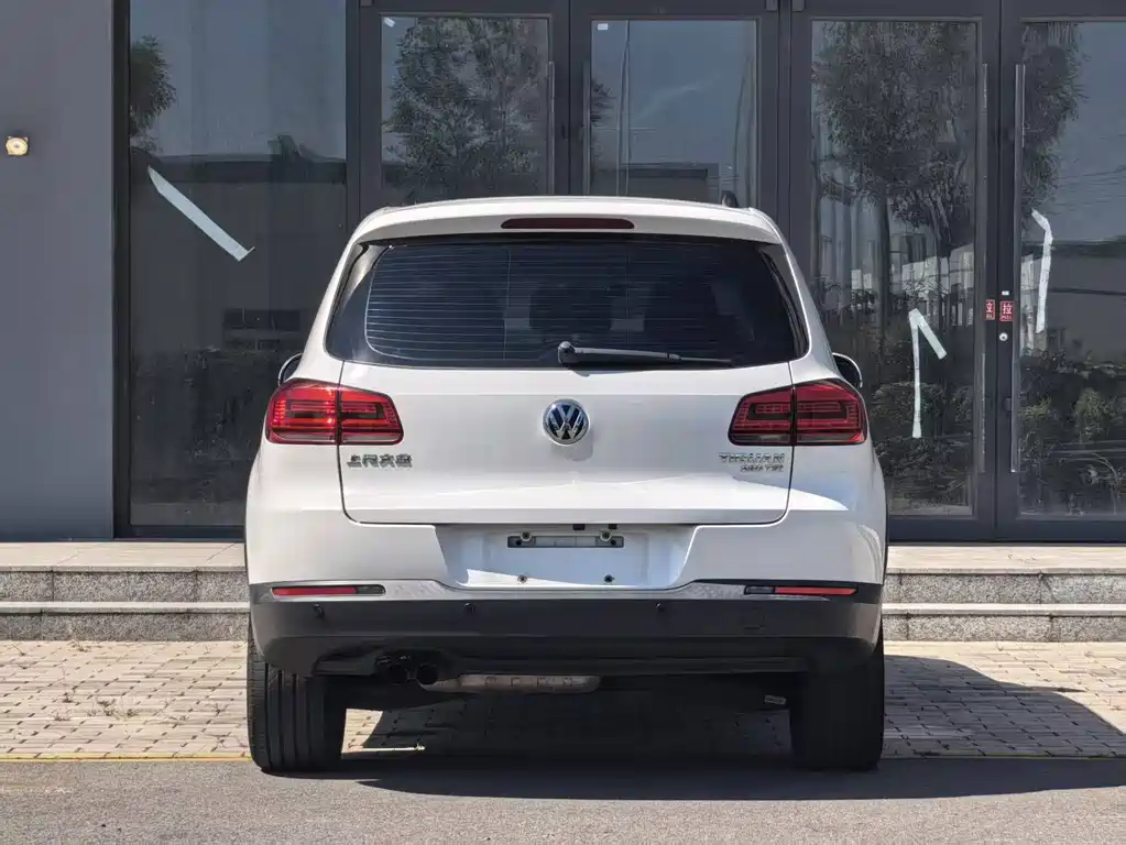 Volkswagen Tiguan — миниатюра 8