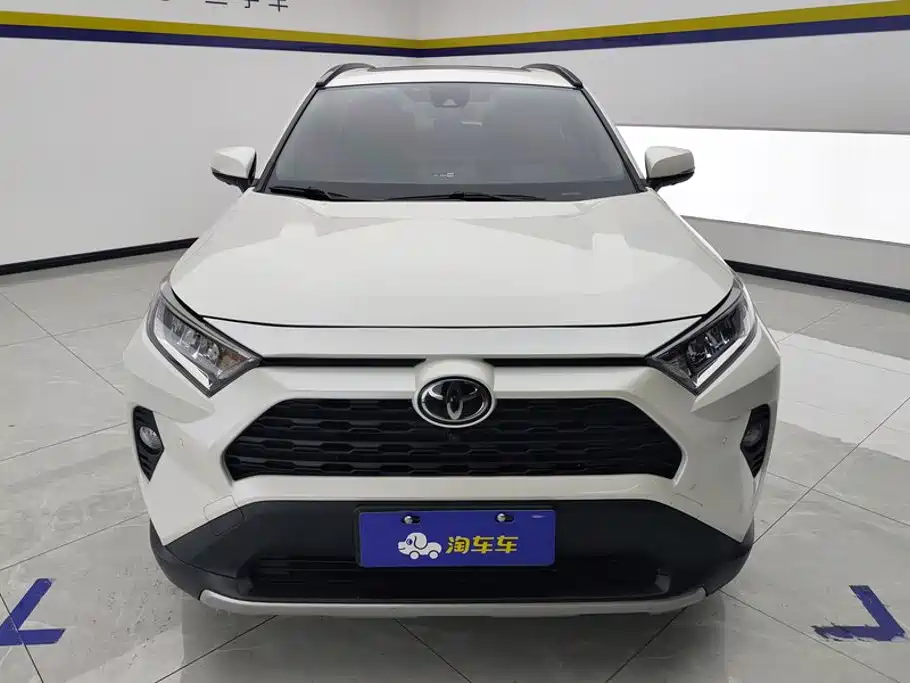 Toyota RAV4 — миниатюра 2