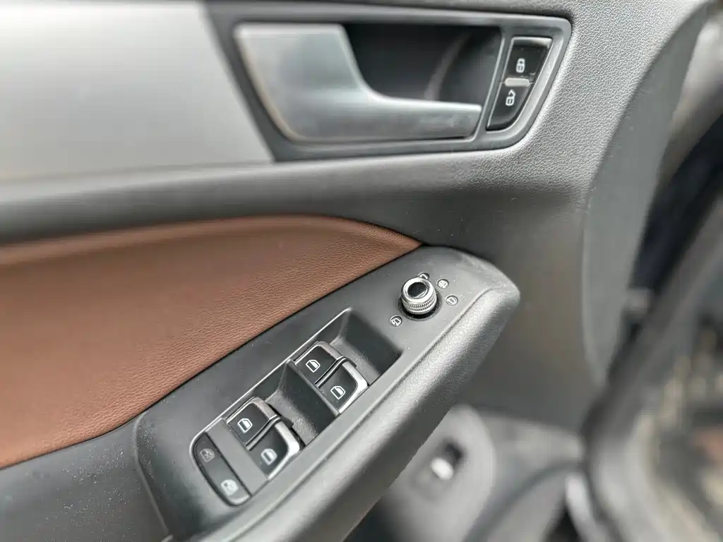 Audi Q5 — миниатюра 11