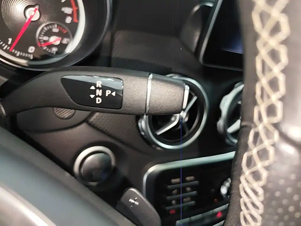 Mercedes-Benz GLA — миниатюра 14