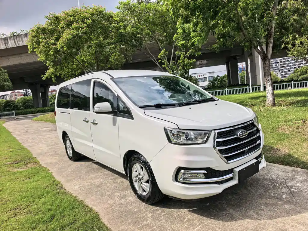 JAC Refine Refine M4 — миниатюра 3