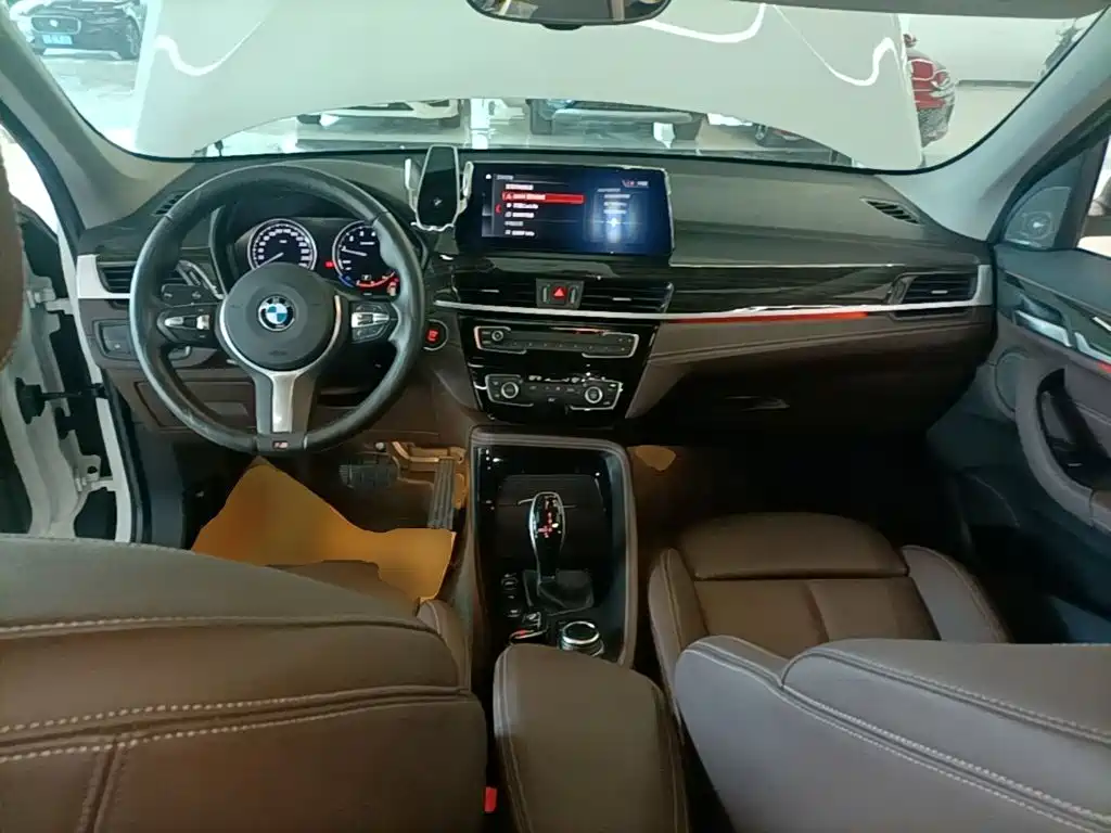 BMW X1 — миниатюра 10