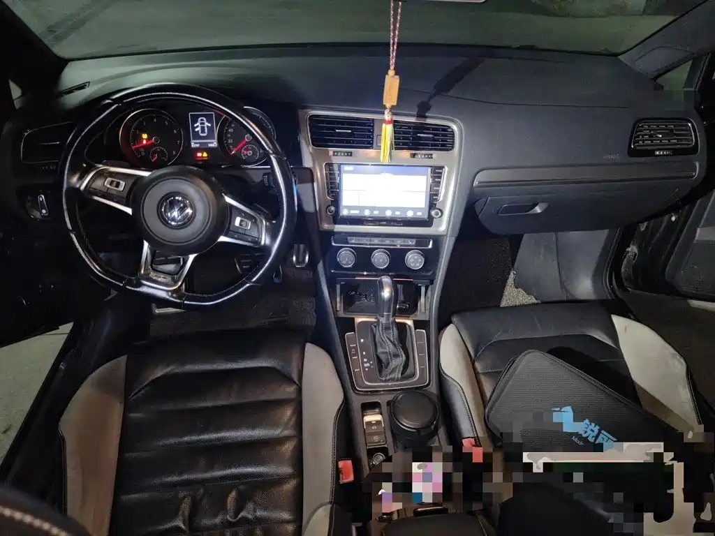 Volkswagen Golf — миниатюра 6