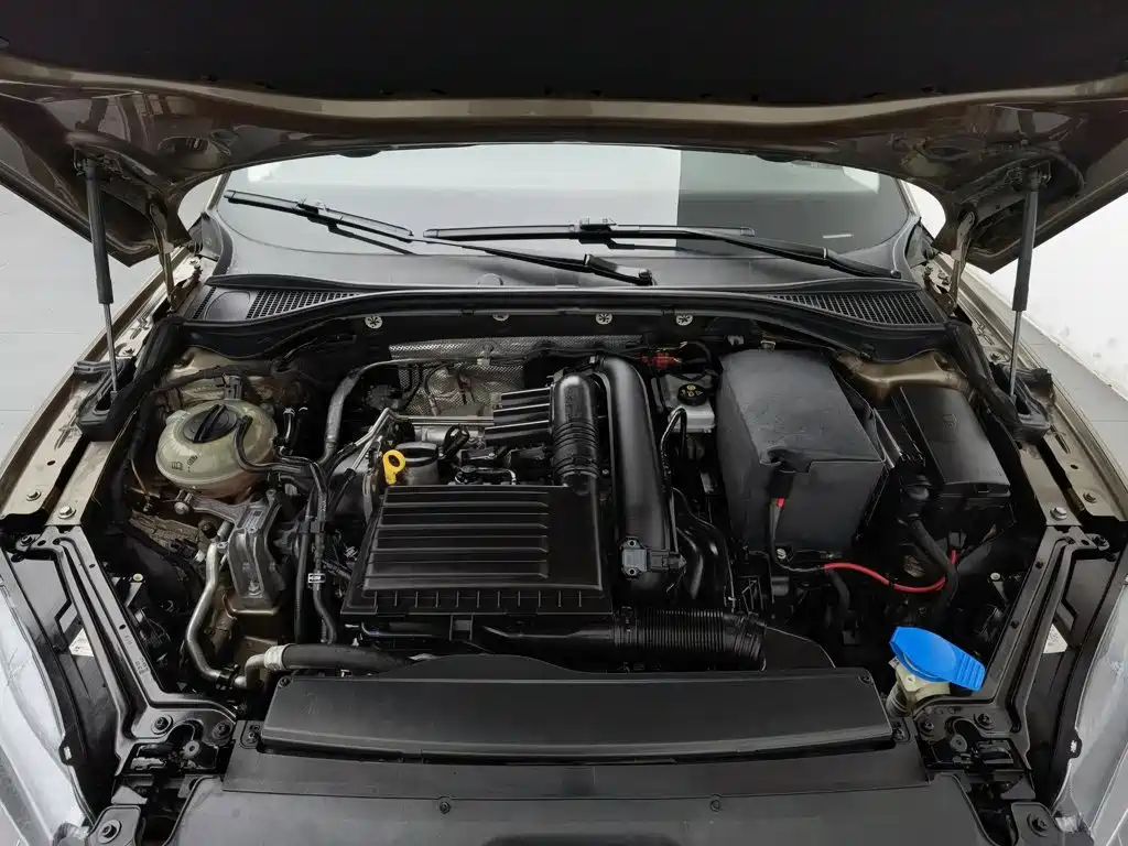 Skoda Superb — миниатюра 6