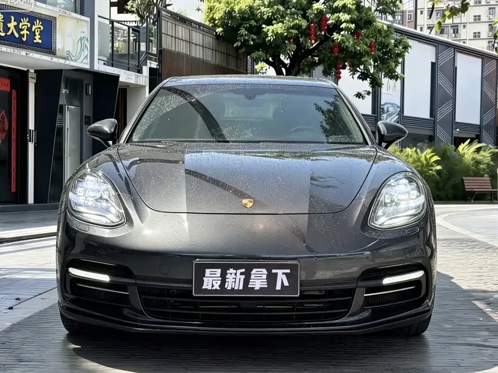 Porsche Panamera — миниатюра 2