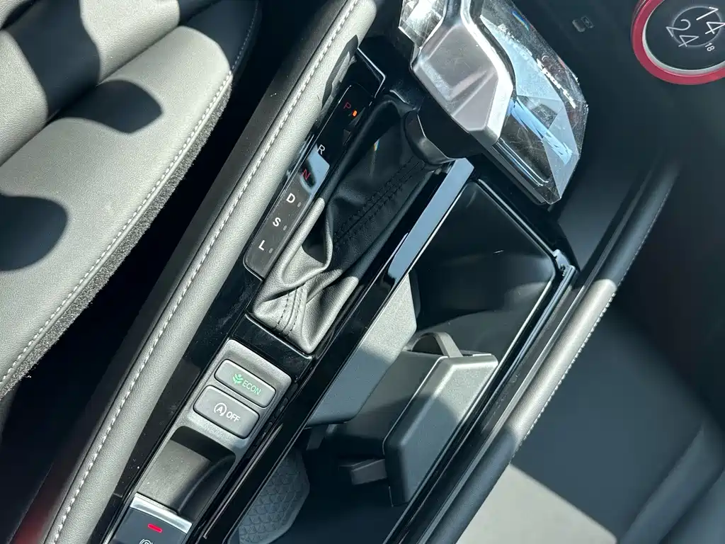 Honda Accord — миниатюра 23