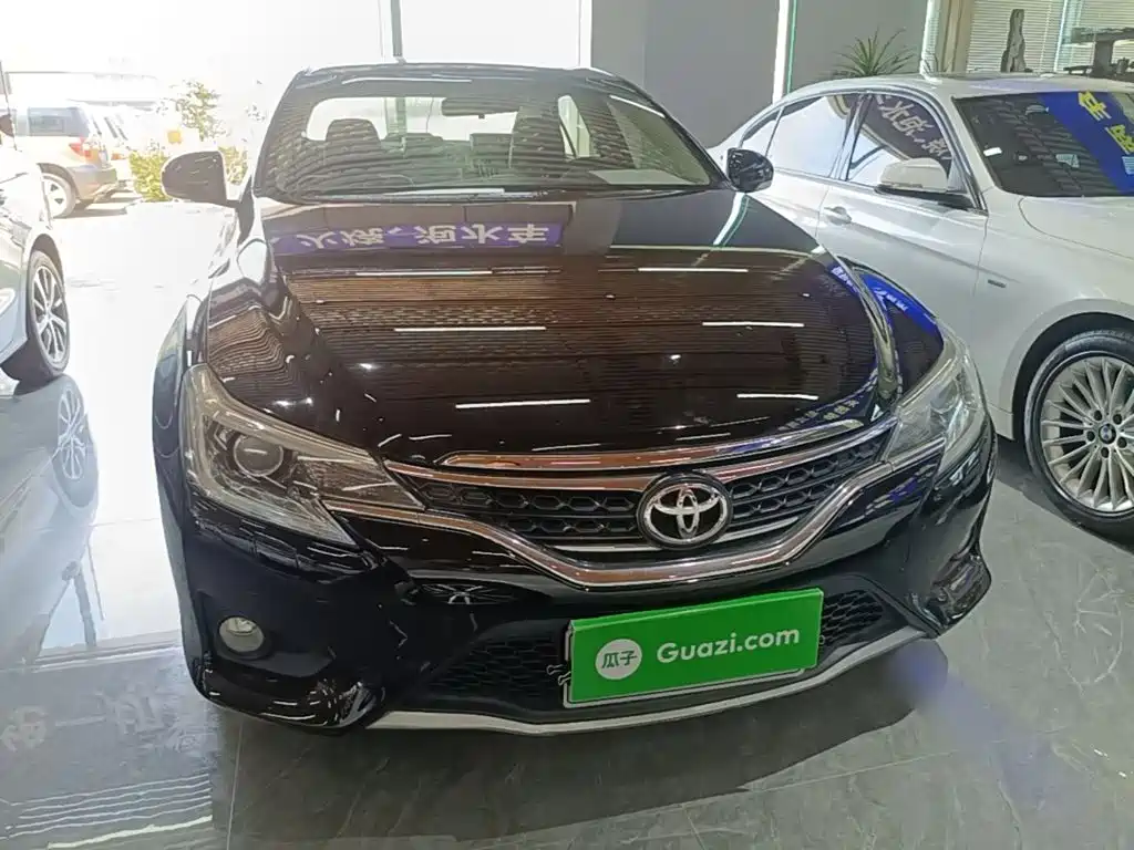 Toyota Reiz — миниатюра 3