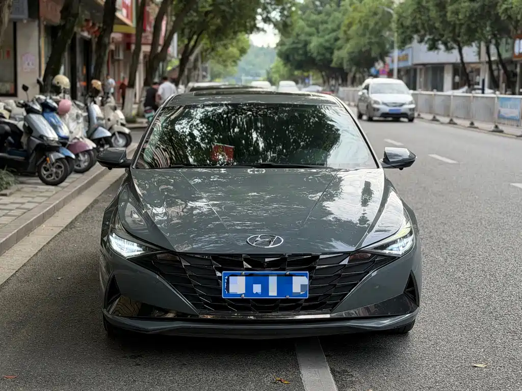 Hyundai Elantra — миниатюра 2