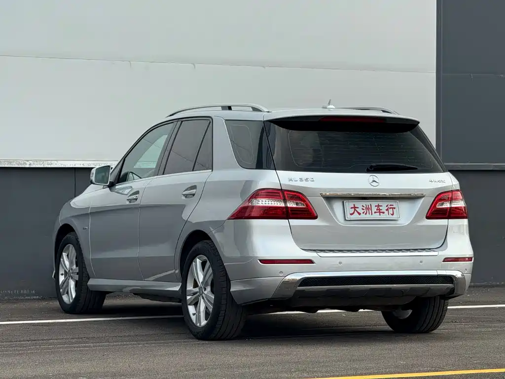 Mercedes-Benz M-Class — миниатюра 7