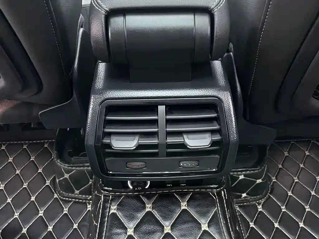 Audi Q3 — миниатюра 25