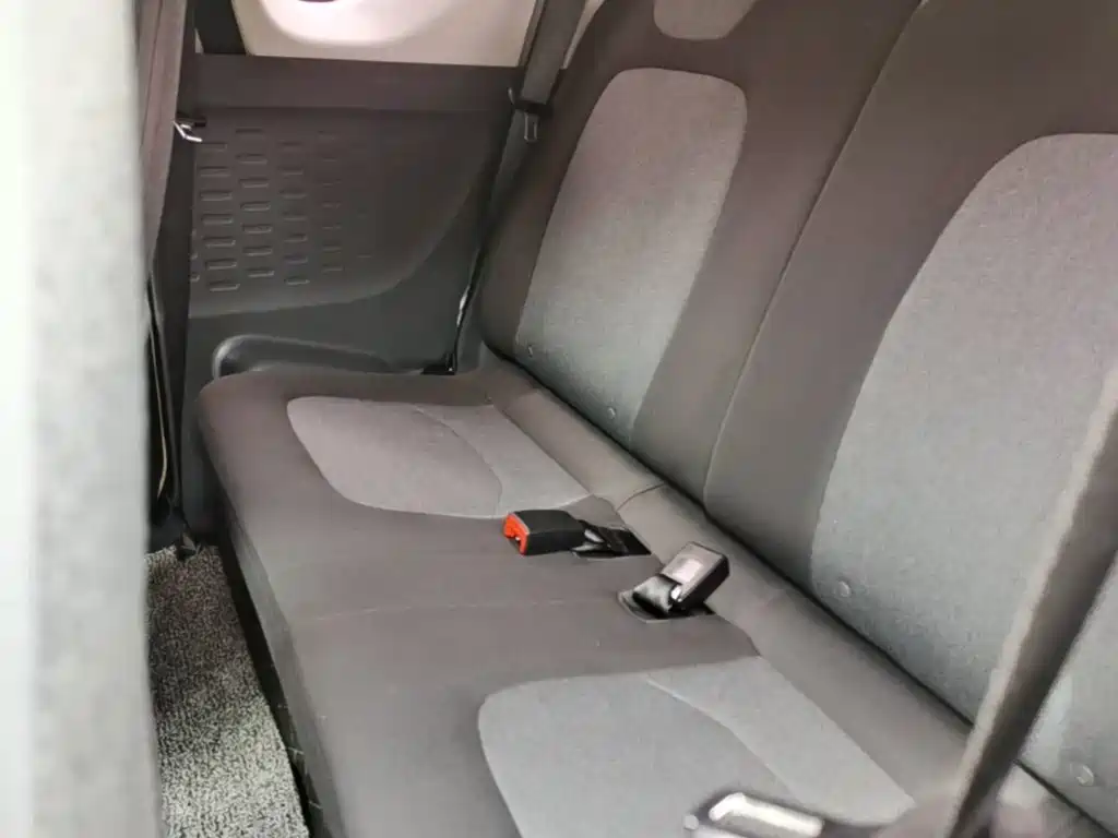 Wuling MINIEV — миниатюра 17