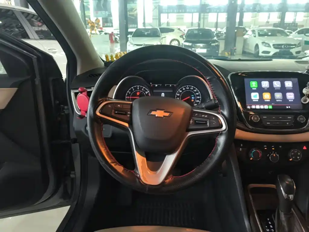 Chevrolet Monza — миниатюра 11