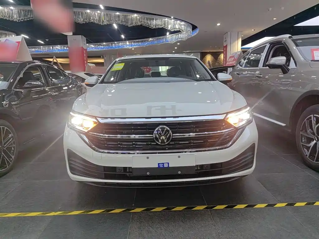 Volkswagen Sagitar — миниатюра 3