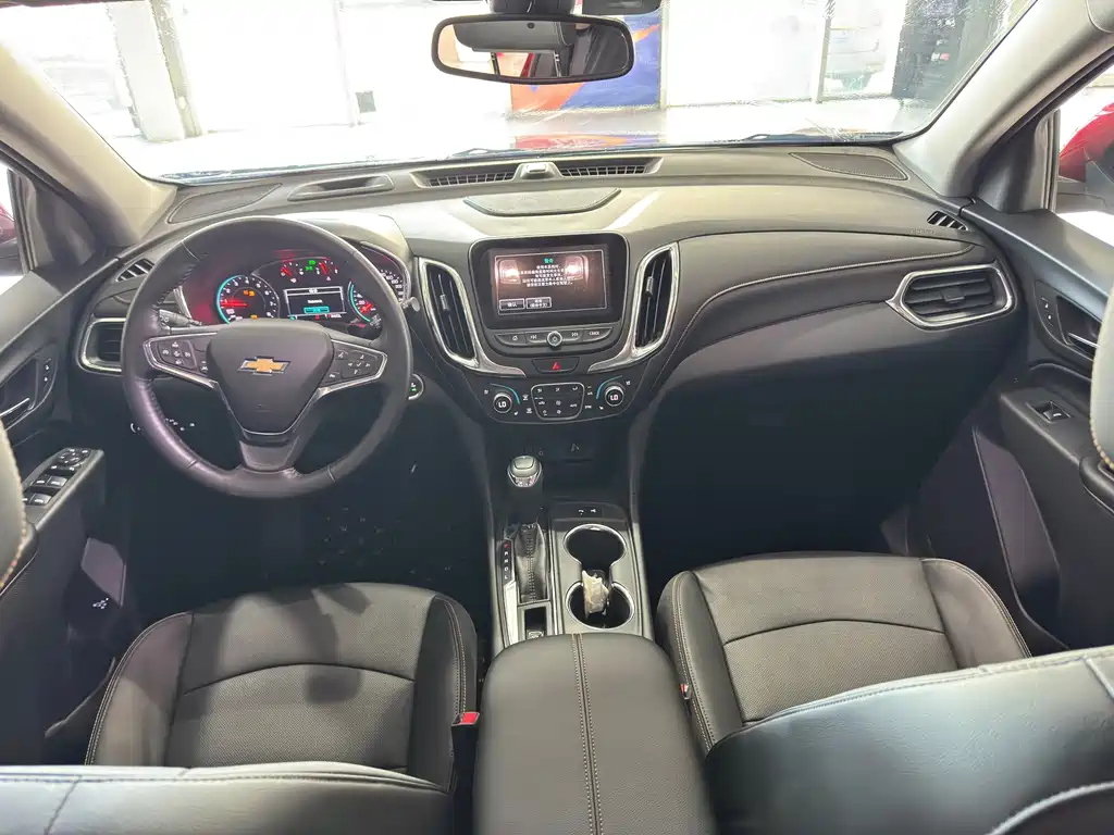 Chevrolet Equinox — миниатюра 9