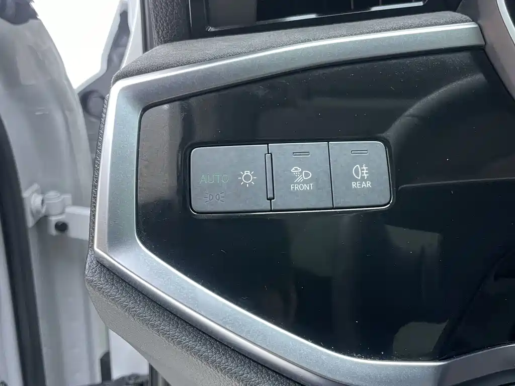 Audi Q3 — миниатюра 16