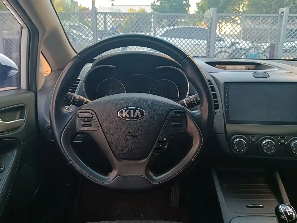 Kia K3 — миниатюра 12