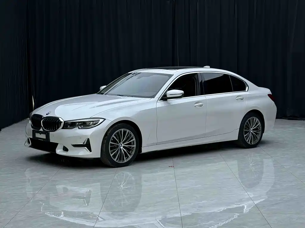 Купить BMW 3 Series
