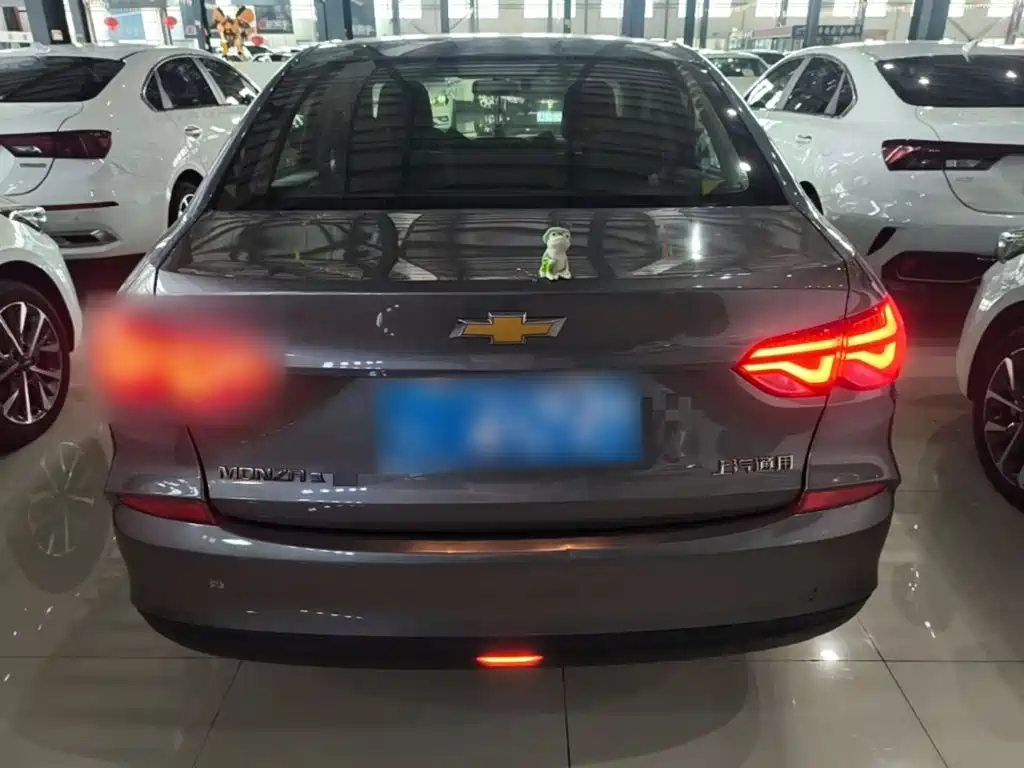 Chevrolet Monza — миниатюра 6
