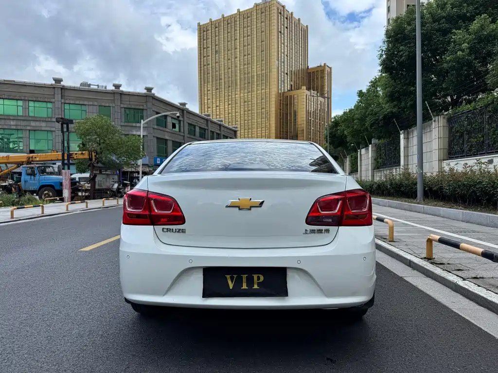 Chevrolet Cruze — миниатюра 6
