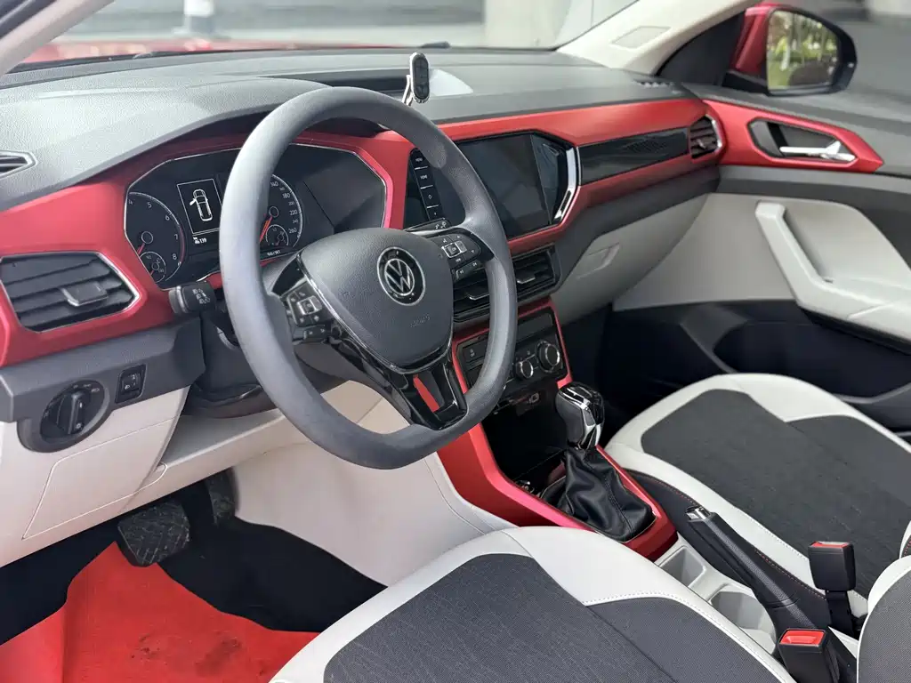 Volkswagen T-Cross — миниатюра 13