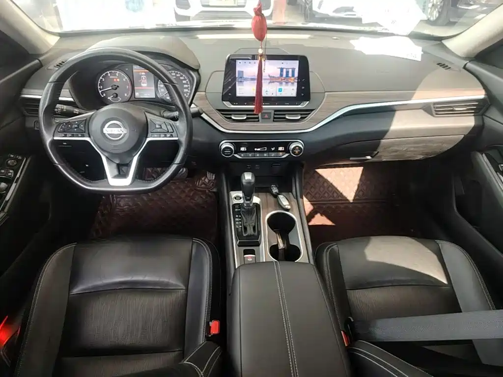 Nissan Teana — миниатюра 10