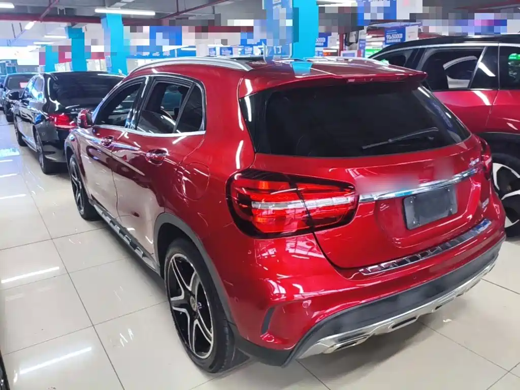 Mercedes-Benz GLA — миниатюра 5