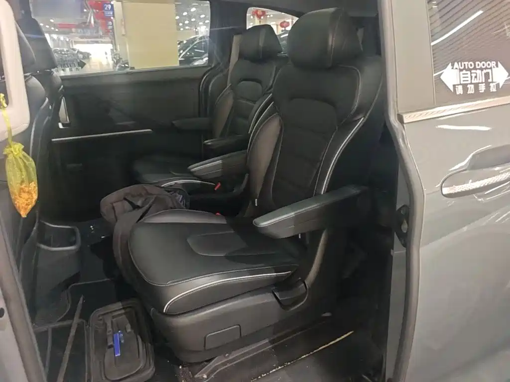 Hyundai Custo — миниатюра 17