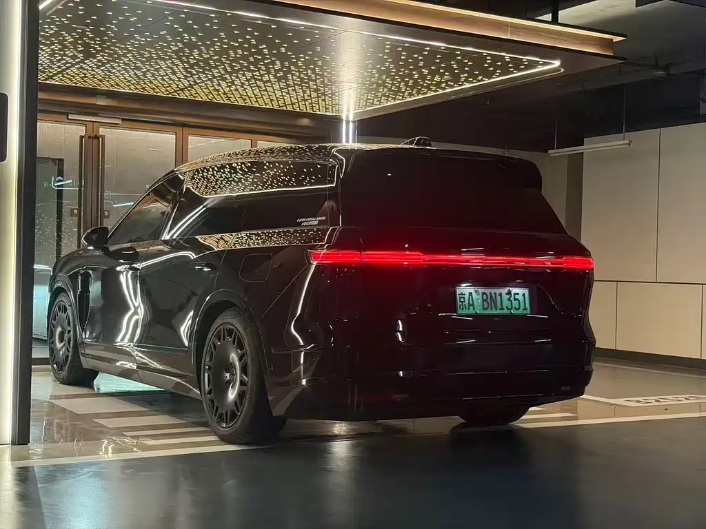 NIO ES8 — миниатюра 23