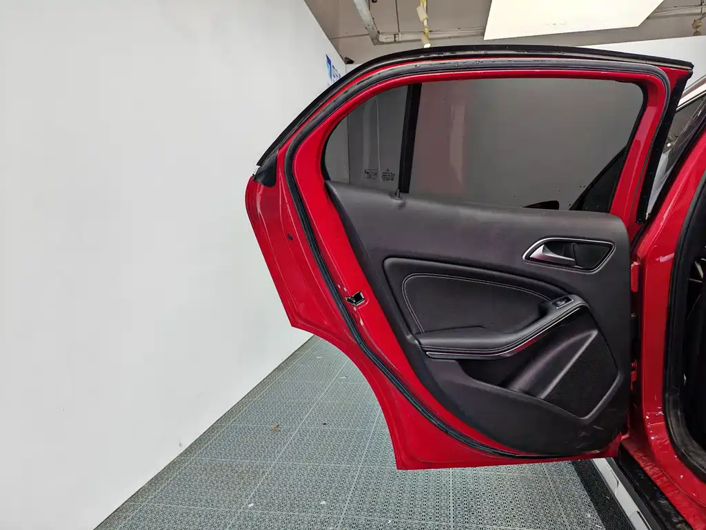 Mercedes-Benz GLA — миниатюра 14