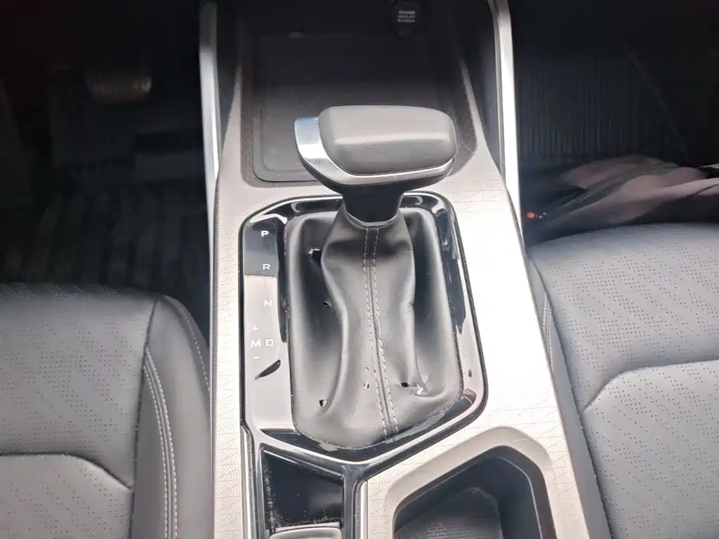 Geely Emgrand — миниатюра 14