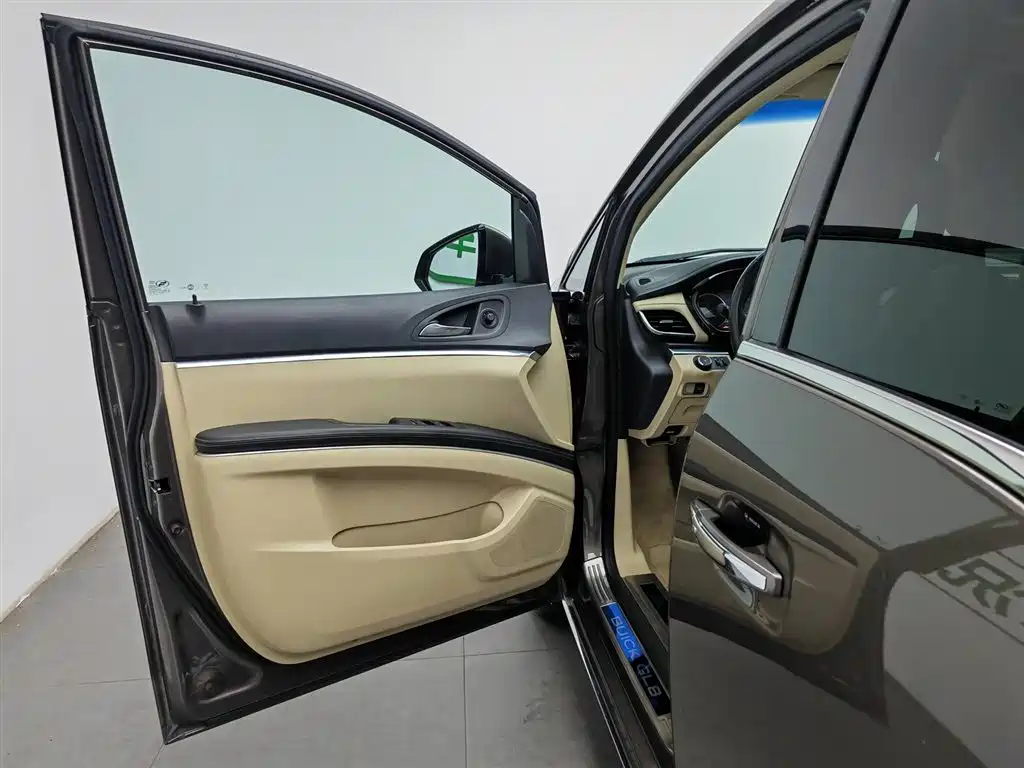 Buick GL8 2023 652T Luxury