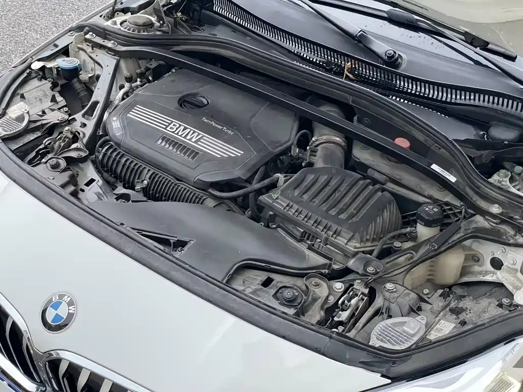 BMW 2 Series (Import) — миниатюра 9