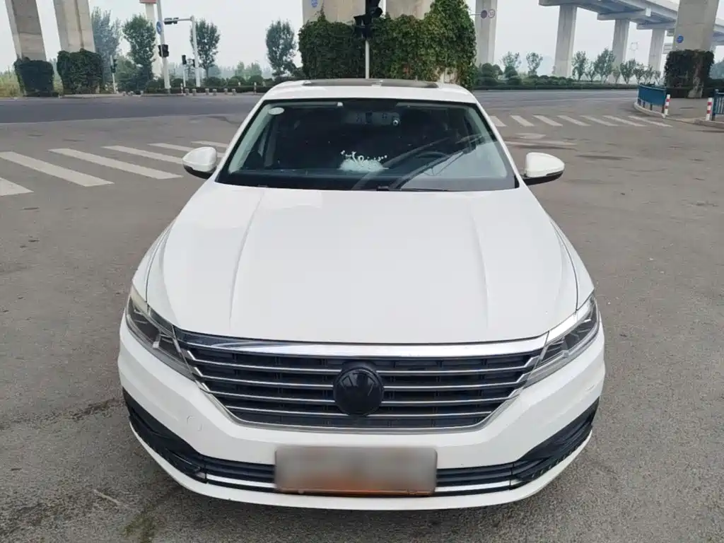 Volkswagen Lavida — миниатюра 3