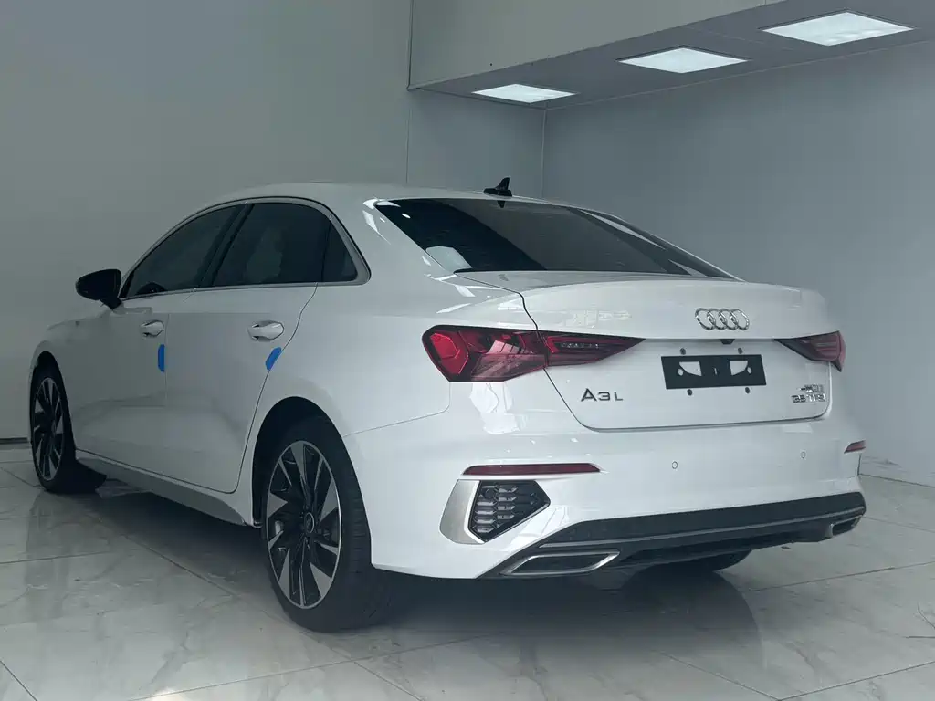 Audi A3 — миниатюра 4