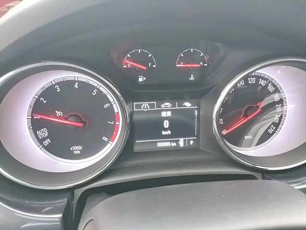 Buick Verano — миниатюра 12