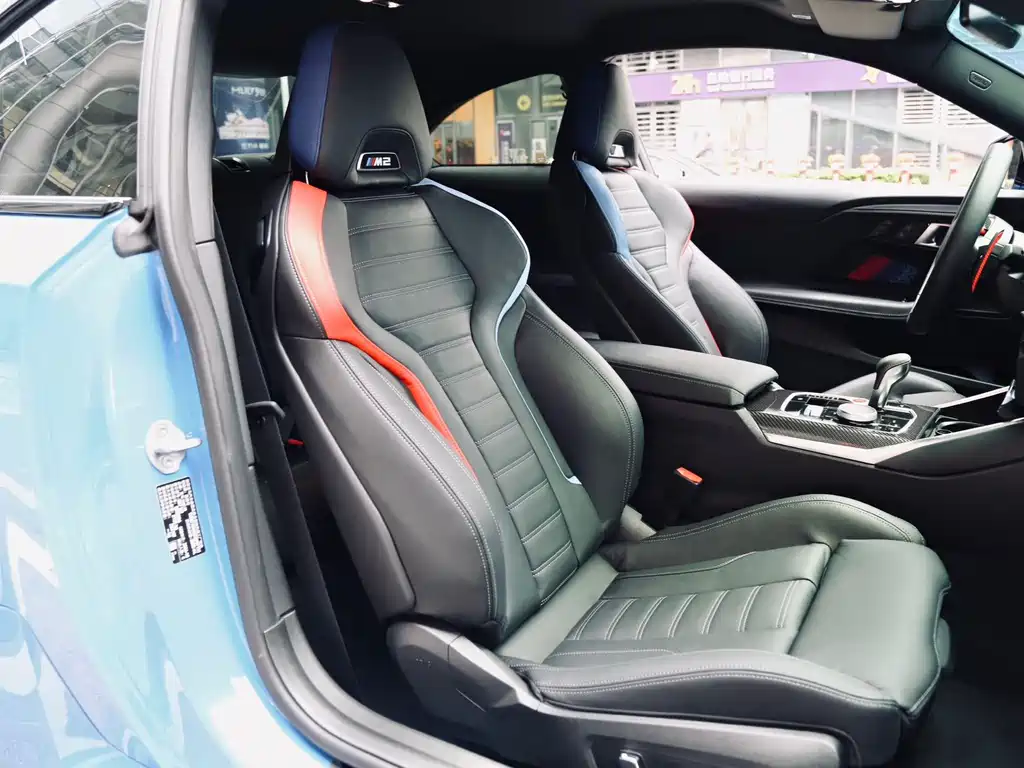 BMW M2 2024 M2